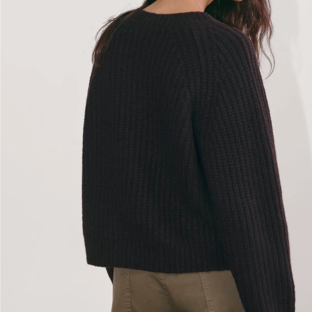 Everlane Fisherman Crewneck Sweater - Picture 2 of 5